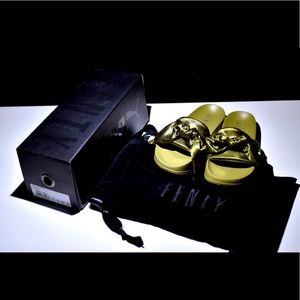 RIHANNA FENTY PUMA SATIN SLIDES NEW W/BOX NEVER WORN STILL IN ORIGINAL PACKAGING